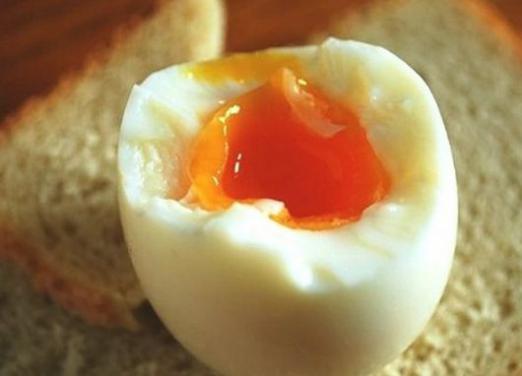 Como ferver ovos macios?