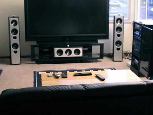 Como conectar um home theater a uma TV?