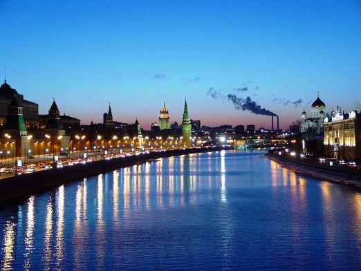 Onde flui o rio Moscou?